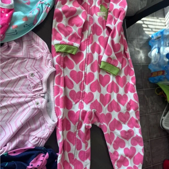 18M pajama bundle - Picture 5 of 5